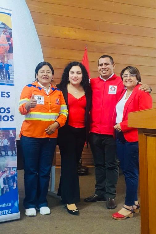 Reunión con la congresista Isabel Cortez Aguirre